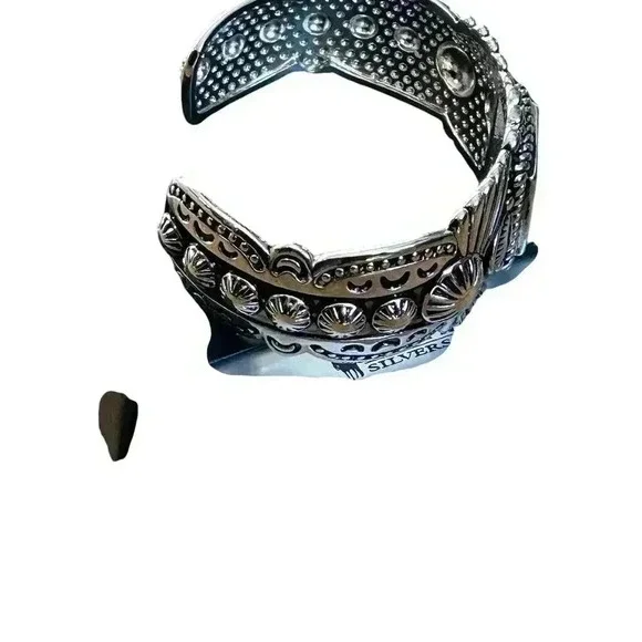 Montana Silversmiths Flourished Turquoise Cuff Bracelet Western Lifestyle New